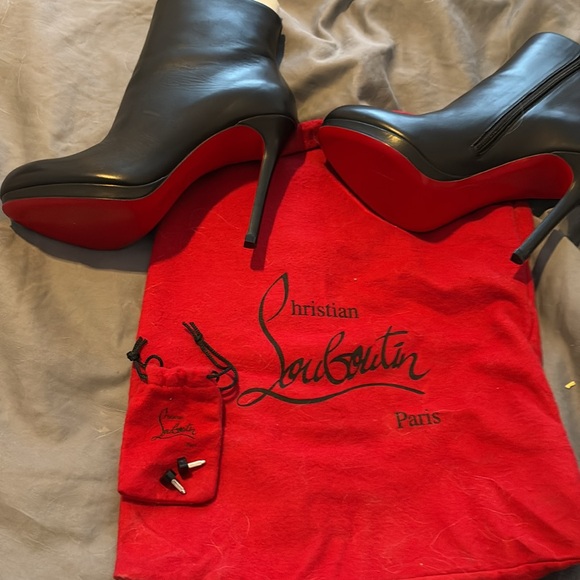Black High Heel Louboutain boots - Picture 12 of 13